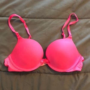 Victoria’s Secret push up bra 34b